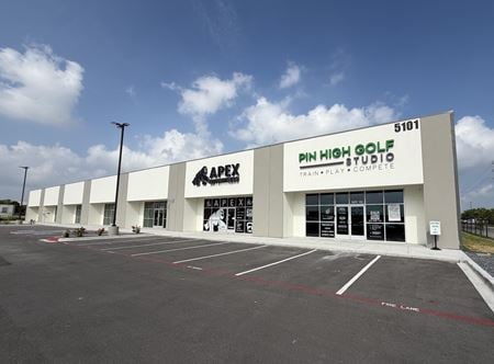Industrial space for Rent at 5101 North Cage Boulevard in Pharr