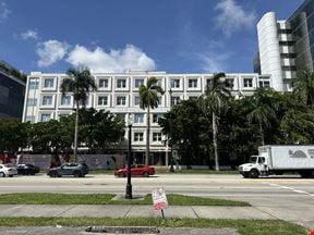 Executive Plaza Medical Office - Biscayne