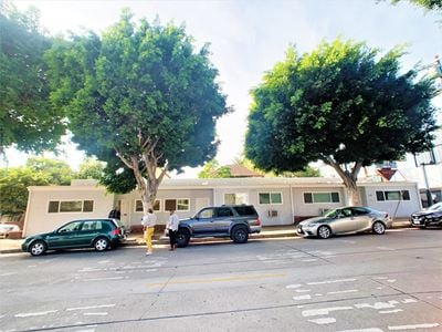 Hollywood GRND FLR Creative Offices! Kitch! Prvt Baths!