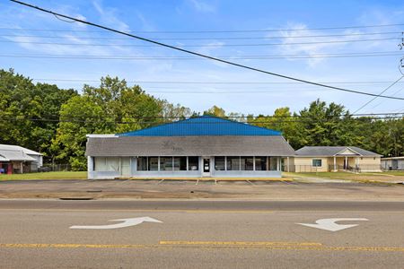 Photo of commercial space at 508 Tate St in Corinth