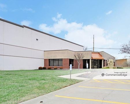 Industrial space for Rent at 1550 Kingsview Drive in Lebanon