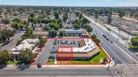 High Exposure Retail Space Available at Strip Mall in Clovis