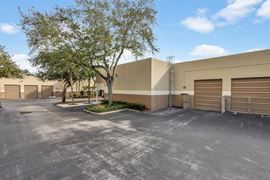 5861 Miami Lakes Dr