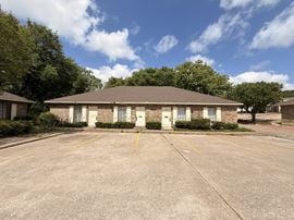 1101 & 1105 Arwine Ct