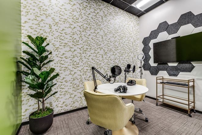 Lucid Private Offices - Lucid Private Office Forth Worth Downtown