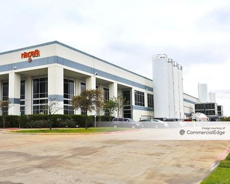 Photo of commercial space at 4851 Mountain Creek Pkwy in Dallas