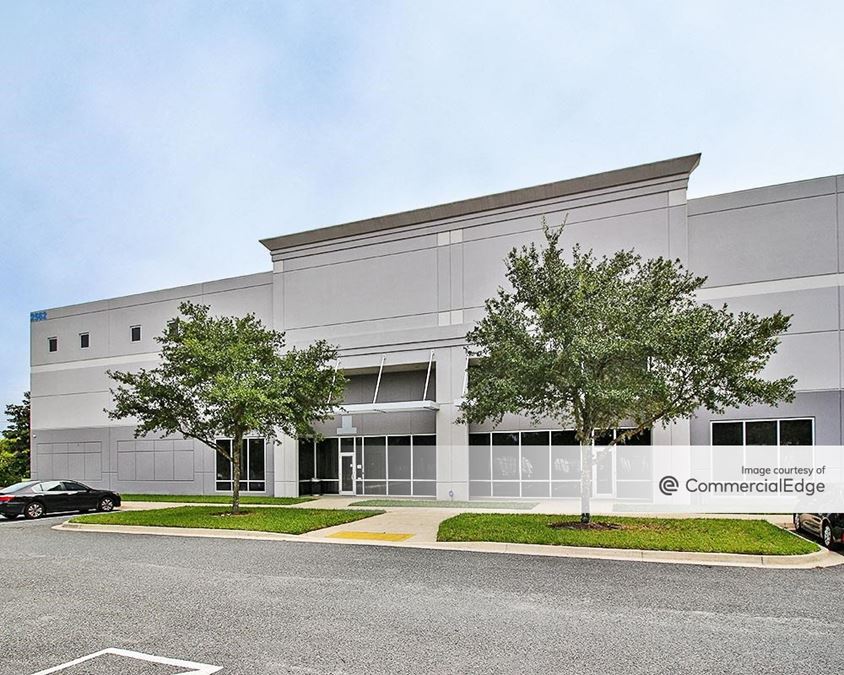 Alta Lakes Commerce Center Building 1 2562 Cabot Commerce Drive