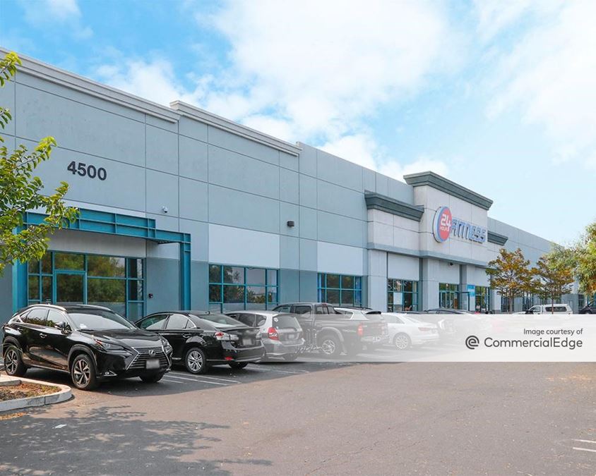 4500 Auto Mall Pkwy 4500 Auto Mall Pkwy Retail Building