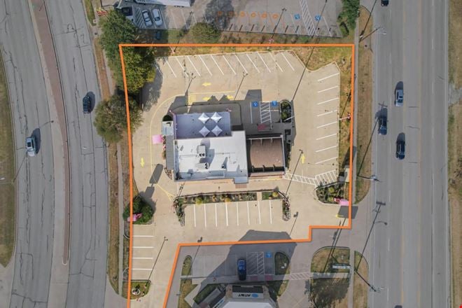 REO QSR Sale: Former ChickFila BOX - Dallas/Fort Worth