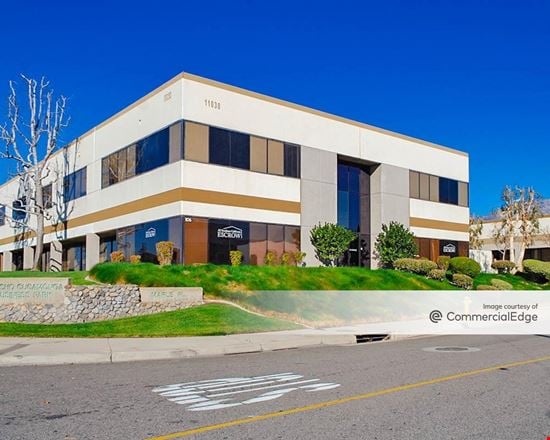Arrow Business Center