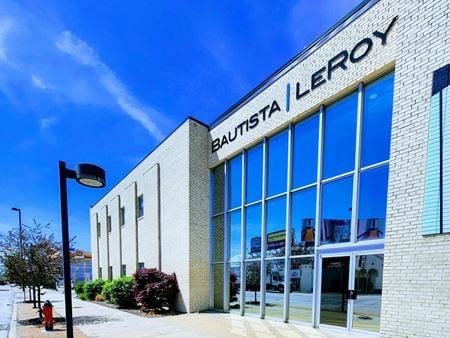 Photo of commercial space at 3770 Broadway Boulevard in Kansas City