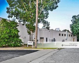 600 Southlake Blvd
