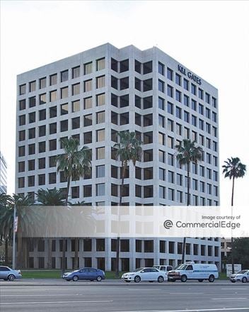 Jamboree Center - 1 Park Plaza