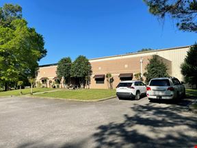 5921 Greenwood Pkwy