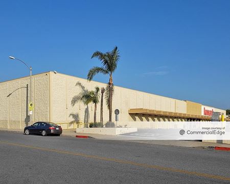 Retail space for Rent at 1000 North San Fernando Blvd in Burbank