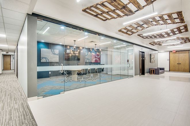4001 McEwen