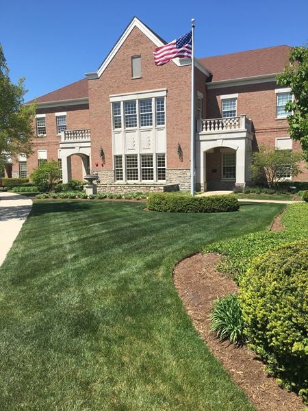 Photo of commercial space at 1707 Shermer Road in Northbrook