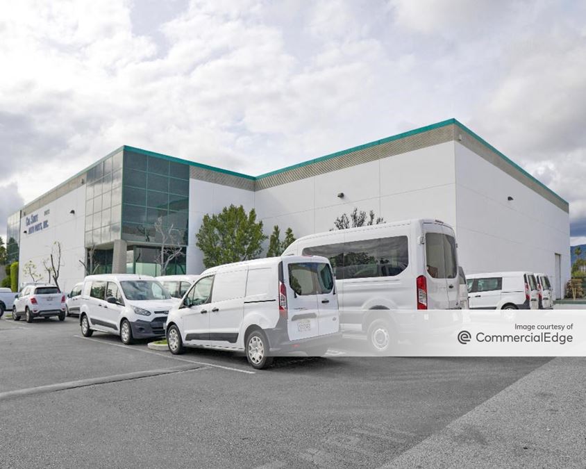 20233 Corisco Street, Chatsworth industrial Space For Lease