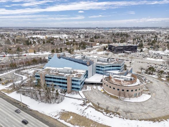 1601 Telesat Court, Ottawa, ON 