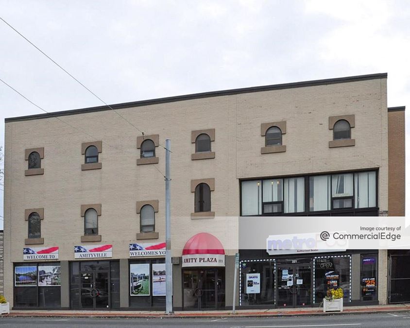Amity Plaza 221 Broadway, Amityville, NY Office Space