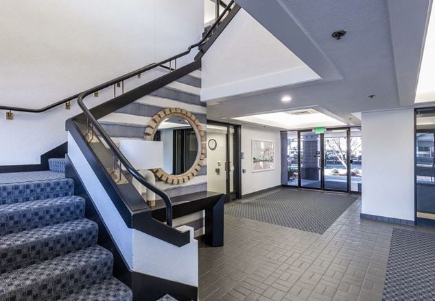 851 Irwin St | 29,923 SF | Office Building