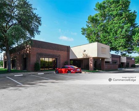 Office space for Rent at 15800 Midway Road in Addison