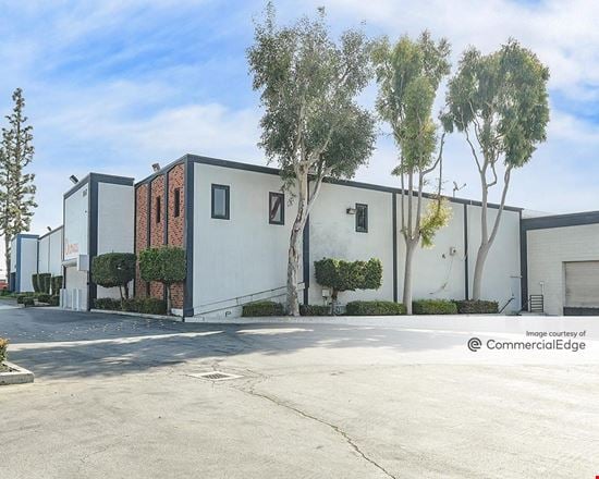 2660 East Del Amo Blvd