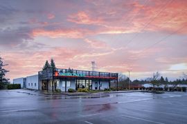1713 Beavercreek Rd, Oregon City, OR 97045