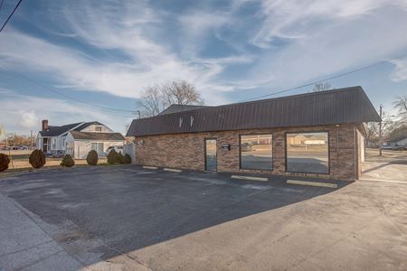 Office space for Sale at 3707 Mississippi Avenue in Cahokia Heights