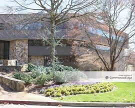 2400 Lake Park Drive SE