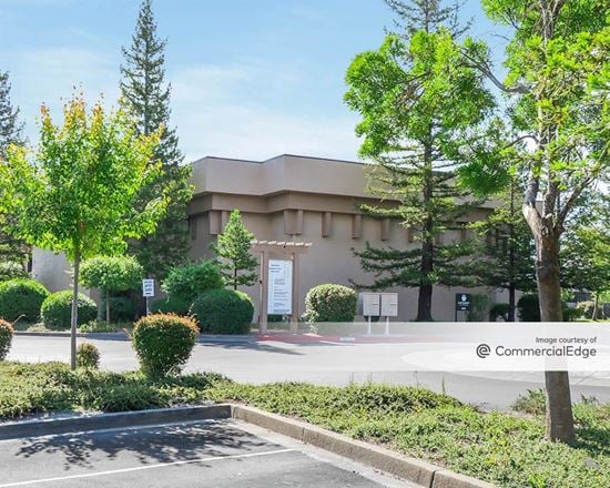 Pinecreek Business Park