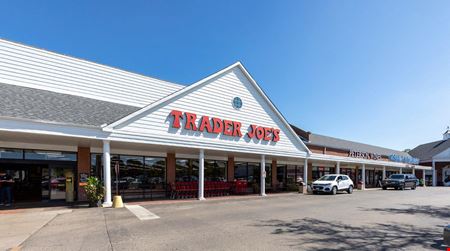 Photo of commercial space at 8-152 W Gartner Road in Naperville