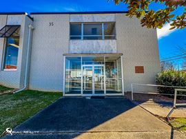Multi-Tenant Office/Medical Building | Sale or Lease | ±13,000 SF | ±7,691 SF Available