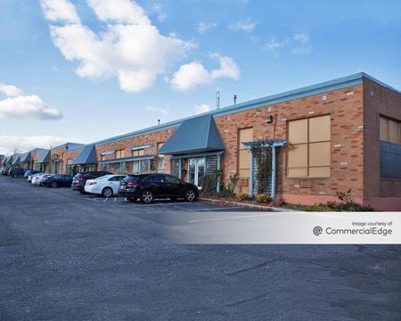 Industrial space for Rent at 85 Hoffman Lane in Islandia