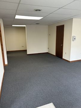 124 E Main St