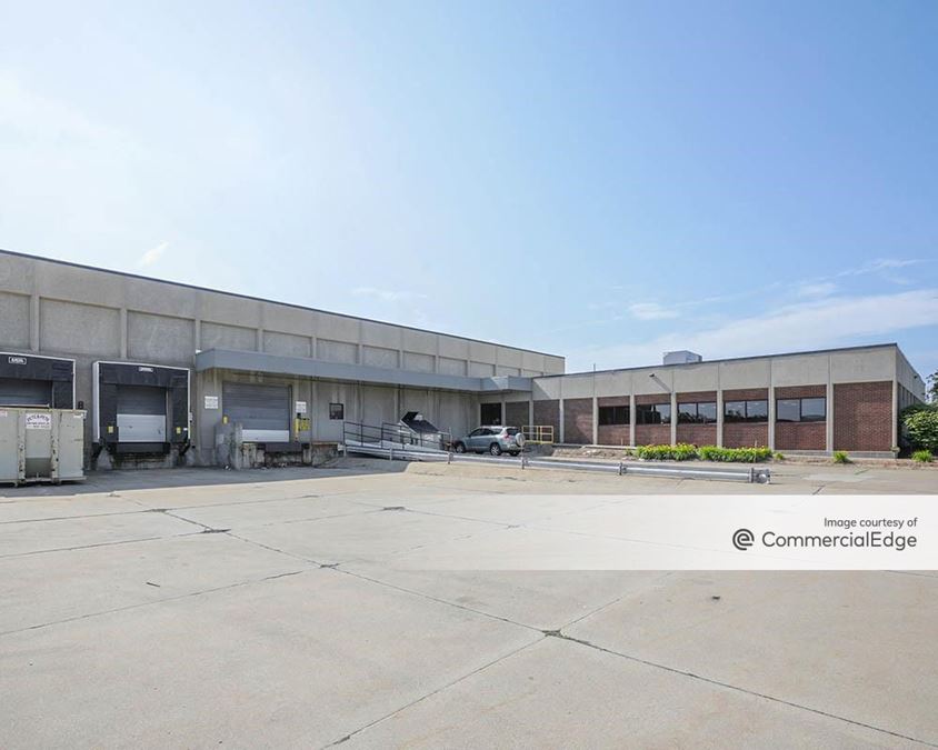 4741 Hinckley Industrial Pkwy, Cleveland Industrial Space For Lease