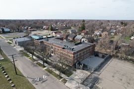 15255 Mayfield