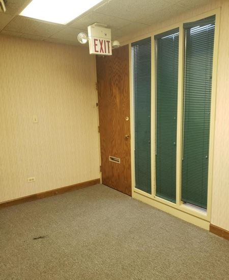 Office space for Sale at 9401 South Pulaski Rd in Evergreen Park
