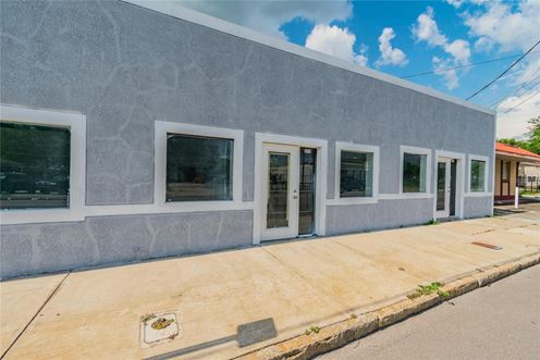 (4) Office/ Retail Suites :: 800 SF- 1,350 SF :: Ybor City
