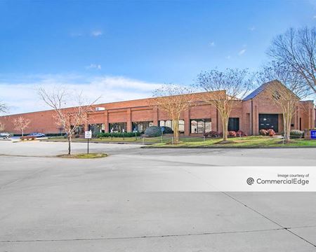 Photo of commercial space at 3370 Panthersville Road in Decatur