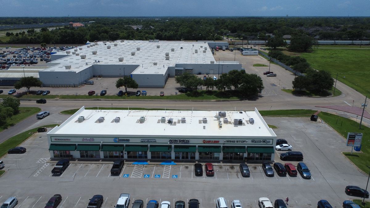 Alvin Shopping Center