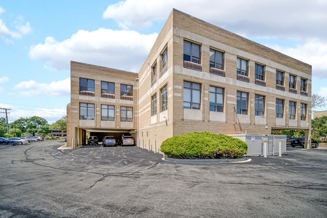 1S443 Summit Ave, Suite 304A, Oakbrook Terrace, IL 60181