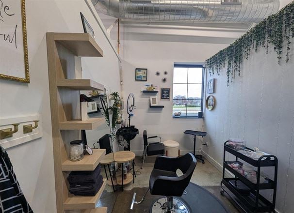 6035 N Knoxville Ave - Suites 103  & 105