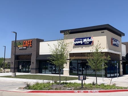 Photo of commercial space at 801-927 E Northwest Hwy in Grapevine