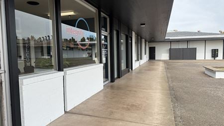 Retail space for Rent at 2233 Country CLub Rd woodburn OR in Woodburn