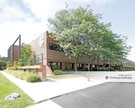 1650 W Big Beaver Road
