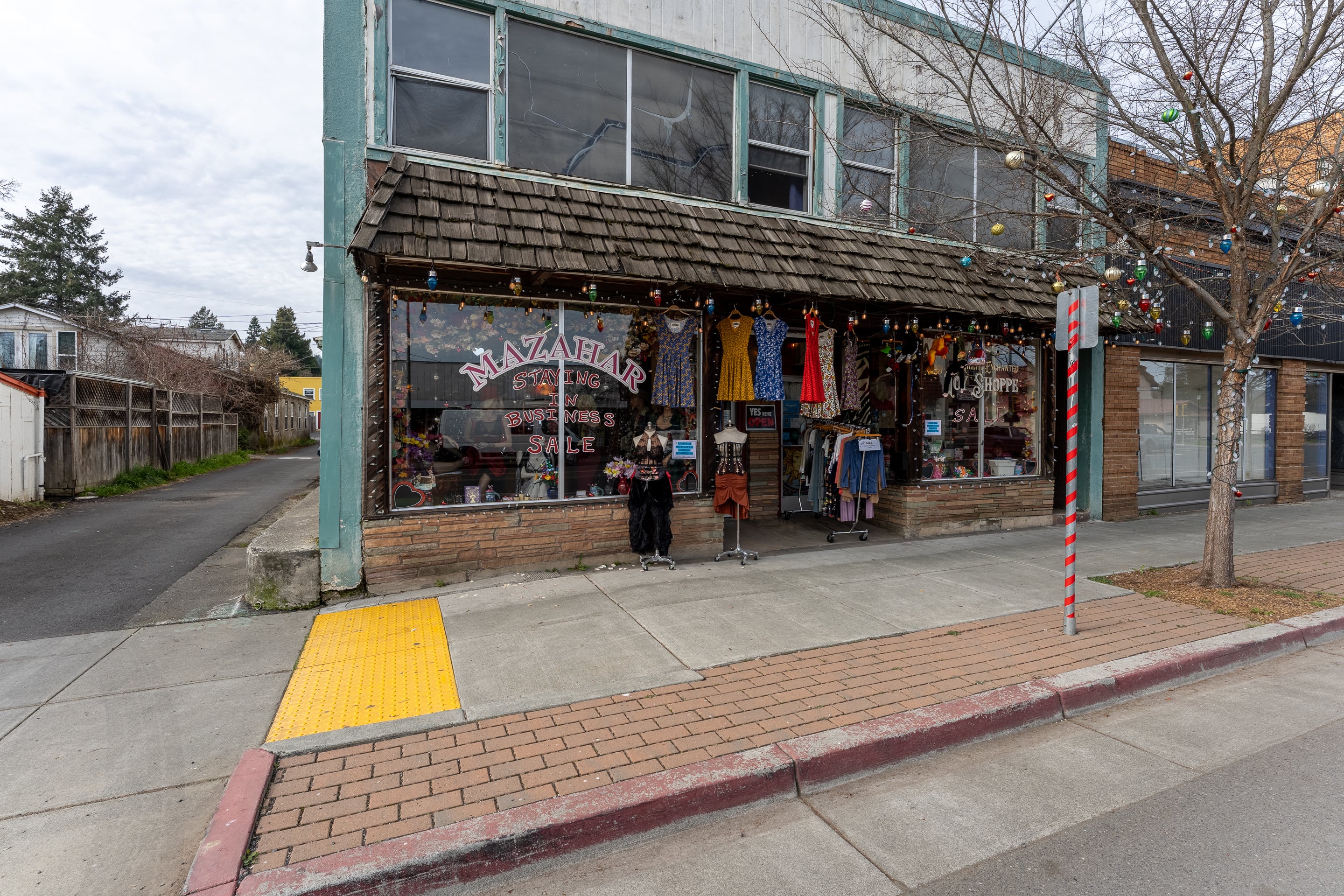 38 S Main St, Willits, CA 95490