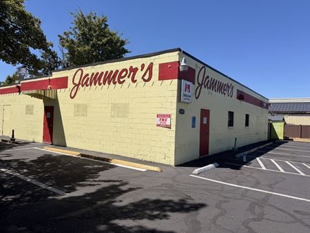 Retail space for Sale at 1895 12th Street Southeast in Salem