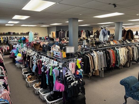 Chaska Retail
