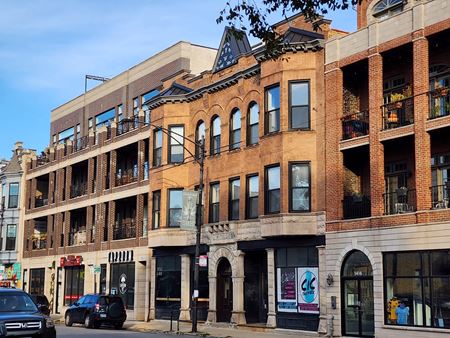 Retail space for Rent at 1420-1422 W Irving Park in Chicago